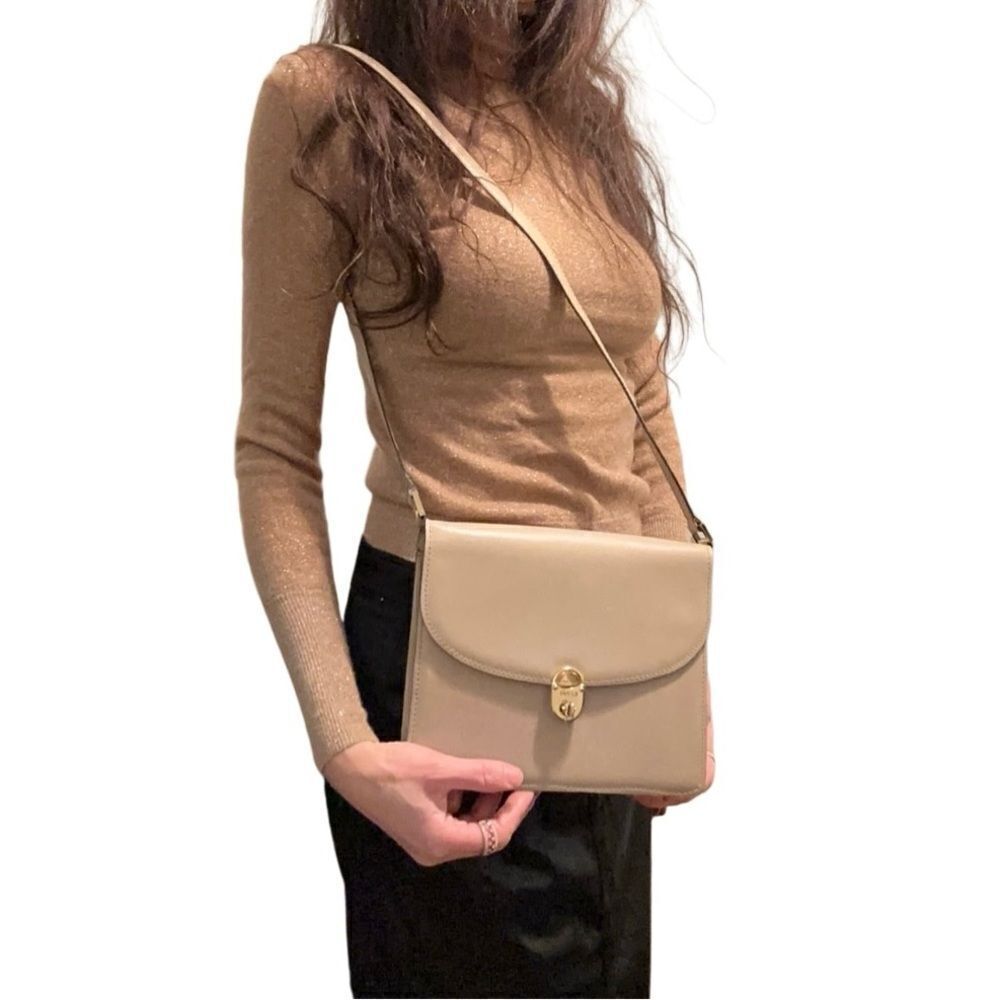 Gucci beige timeless elegant crossbody leather bag - Picture 13 of 15